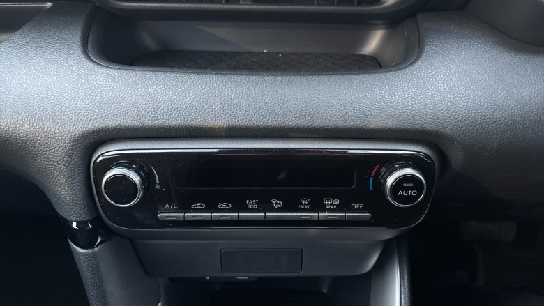 Toyota Yaris 1.5 Hybrid Icon 5dr CVT Hybrid Hatchback